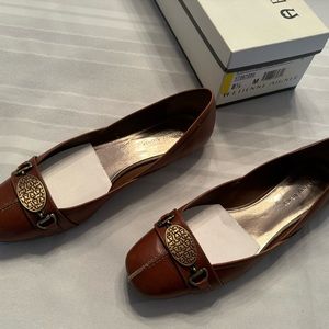 New Ladies Etienne Aigner Tobacco Calf Leather Flats.